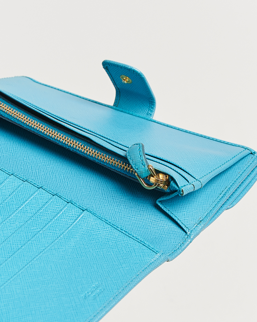 Hombres | Prada Pre-Owned Saffiano Leather Wallet Light Blue | Prada Pre-Owned | Saffiano Leather Wallet Light Blue