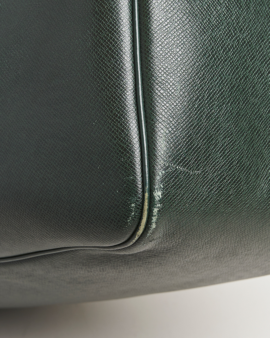 Hombres | Louis Vuitton Pre-Owned Taiga Kendall GM Weekend Bag Green | Louis Vuitton Pre-Owned | Taiga Kendall GM Weekend Bag Green