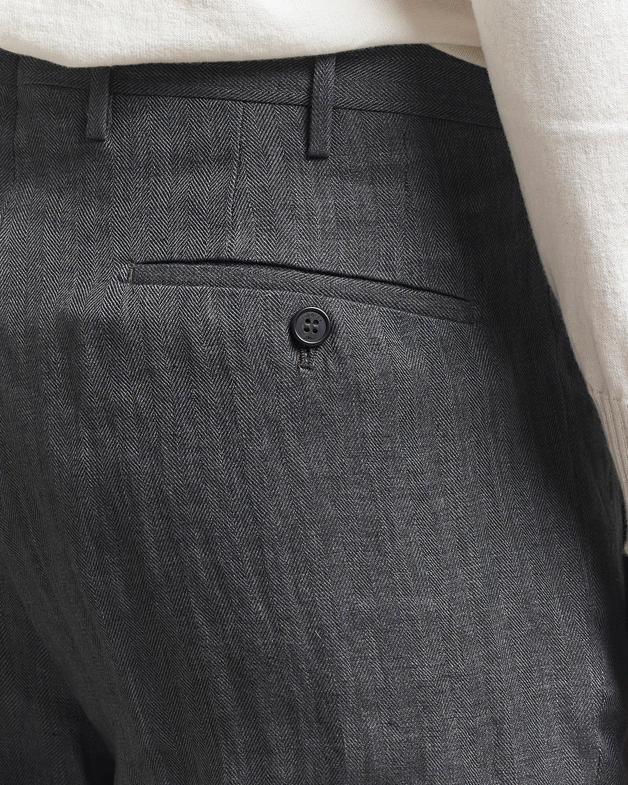 Hombres | Pantalones | Incotex | Tapered Fit Linen Herringbone Trousers Grey