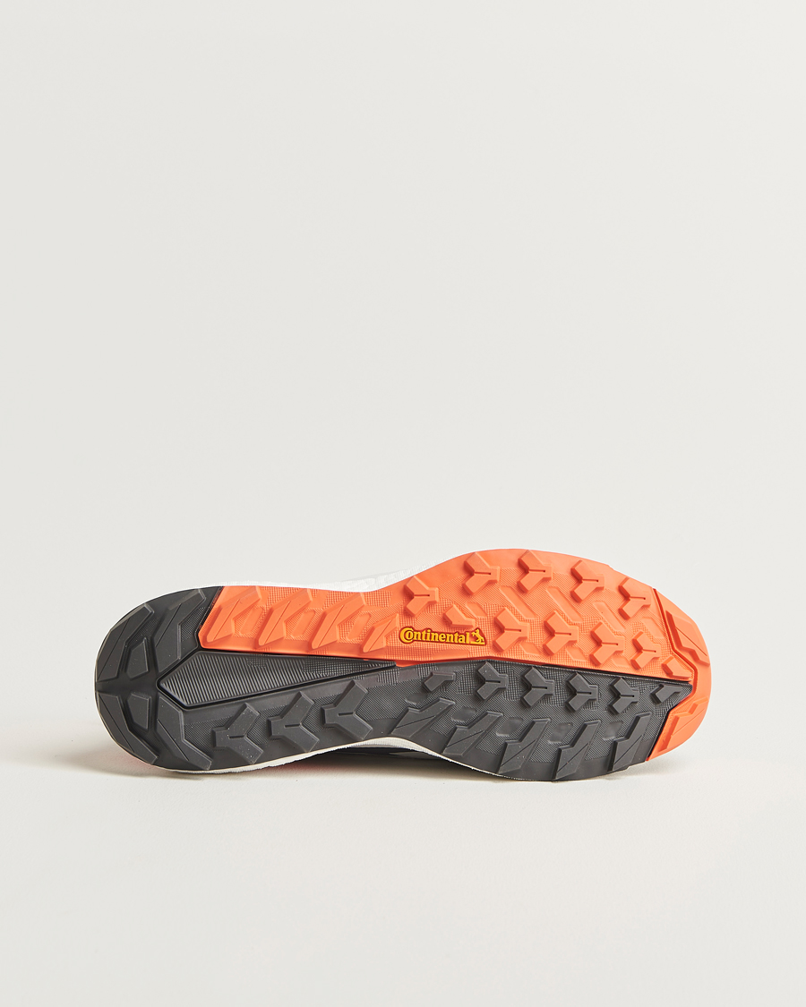 Hombres | Zapatillas de trail | adidas Performance | Terrex Free Hiker 2 GTX Trail Sneaker Grey/Orange