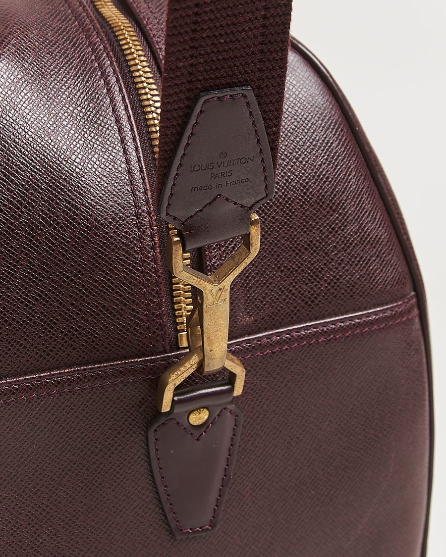 Hombres | Louis Vuitton Pre-Owned Taiga Kendall PM Brown | Louis Vuitton Pre-Owned | Taiga Kendall PM Brown