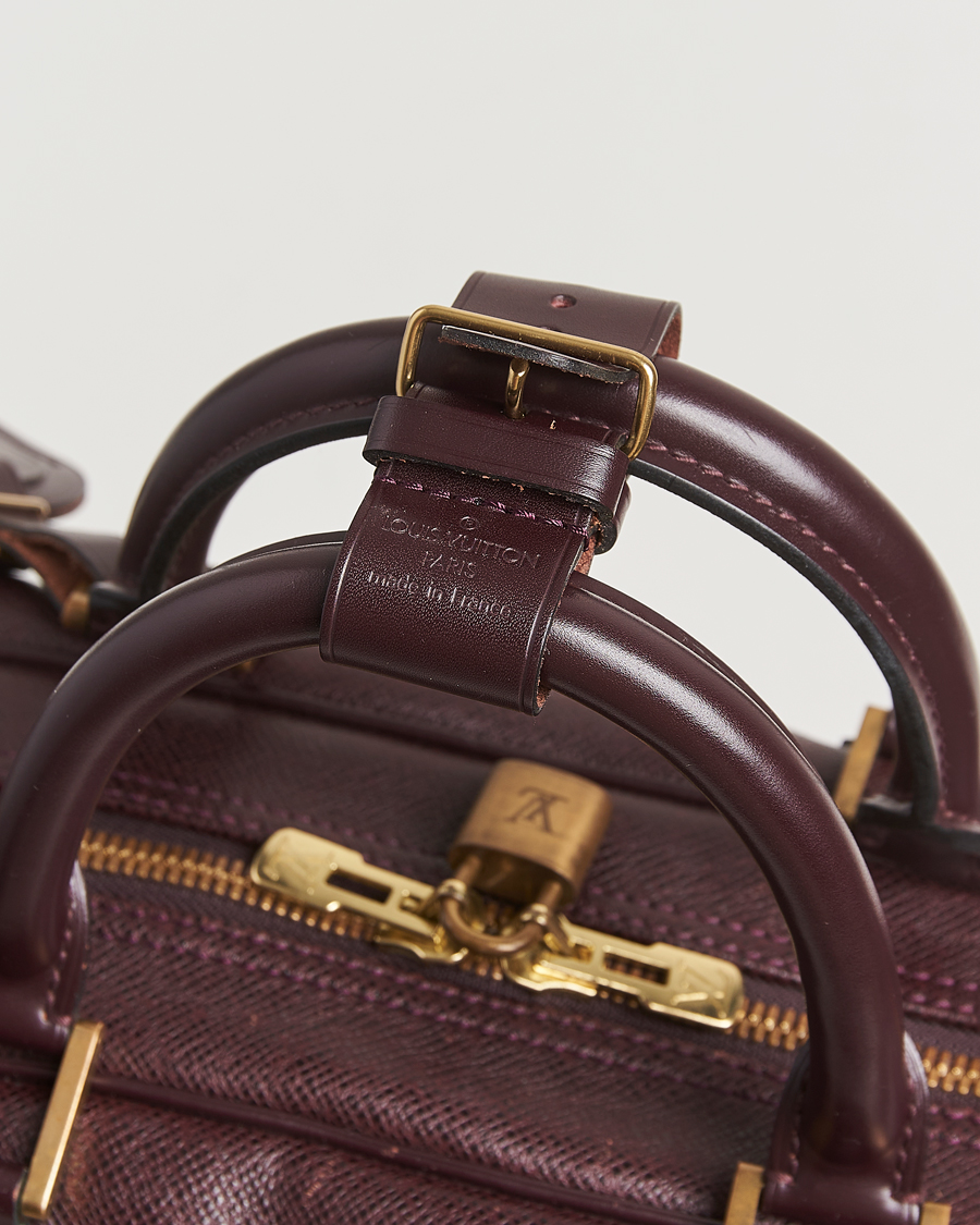 Hombres | Louis Vuitton Pre-Owned Taiga Kendall PM Brown | Louis Vuitton Pre-Owned | Taiga Kendall PM Brown