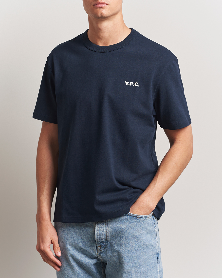 Hombres | Camisetas | A.P.C. | Boxy Fit Petit VPC T-Shirt Dark Navy/Ecru
