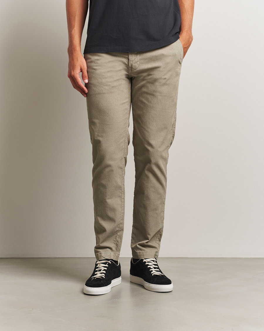 Hombres | Pantalones | Levi's | 14W Corduroy Chino Atomic Grey