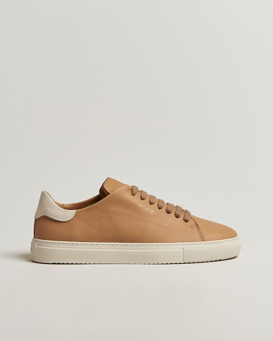 Hombres | Axel Arigato Clean 90 Nubuck Sneaker Tan/Light Beige | Axel Arigato | Clean 90 Nubuck Sneaker Tan/Light Beige
