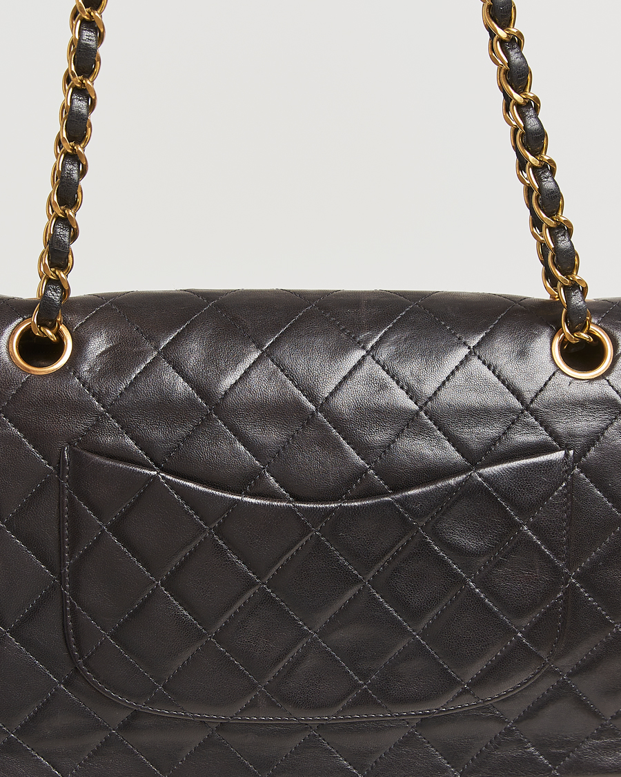 Hombres | Chanel Pre-Owned Classic Double Flap Medium Lambskin Black | Chanel Pre-Owned | Classic Double Flap Medium Lambskin Black