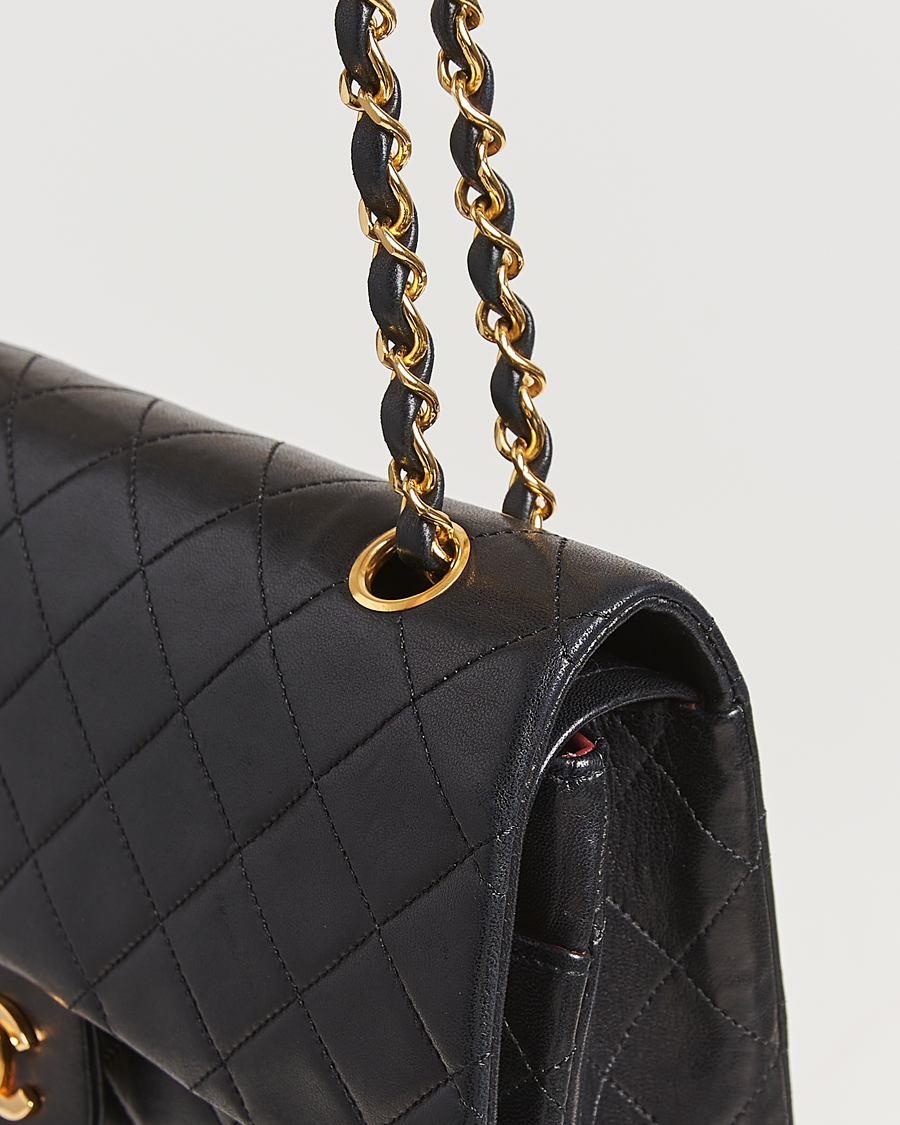 Hombres | Chanel Pre-Owned Classic Double Flap Medium Lambskin Black | Chanel Pre-Owned | Classic Double Flap Medium Lambskin Black