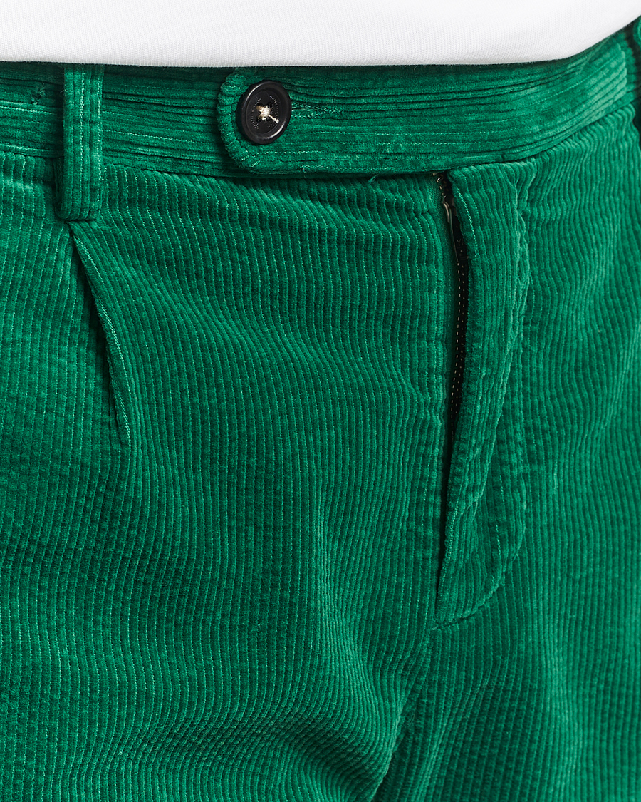 Hombres | Pantalones | Massimo Alba | Ionio Pleated Corduroy Pants Green