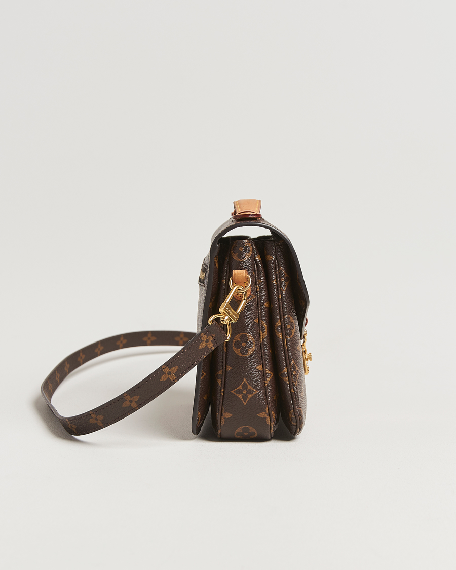 Hombres | Louis Vuitton Pre-Owned Pochette Métis Monogram | Louis Vuitton Pre-Owned | Pochette Métis Monogram