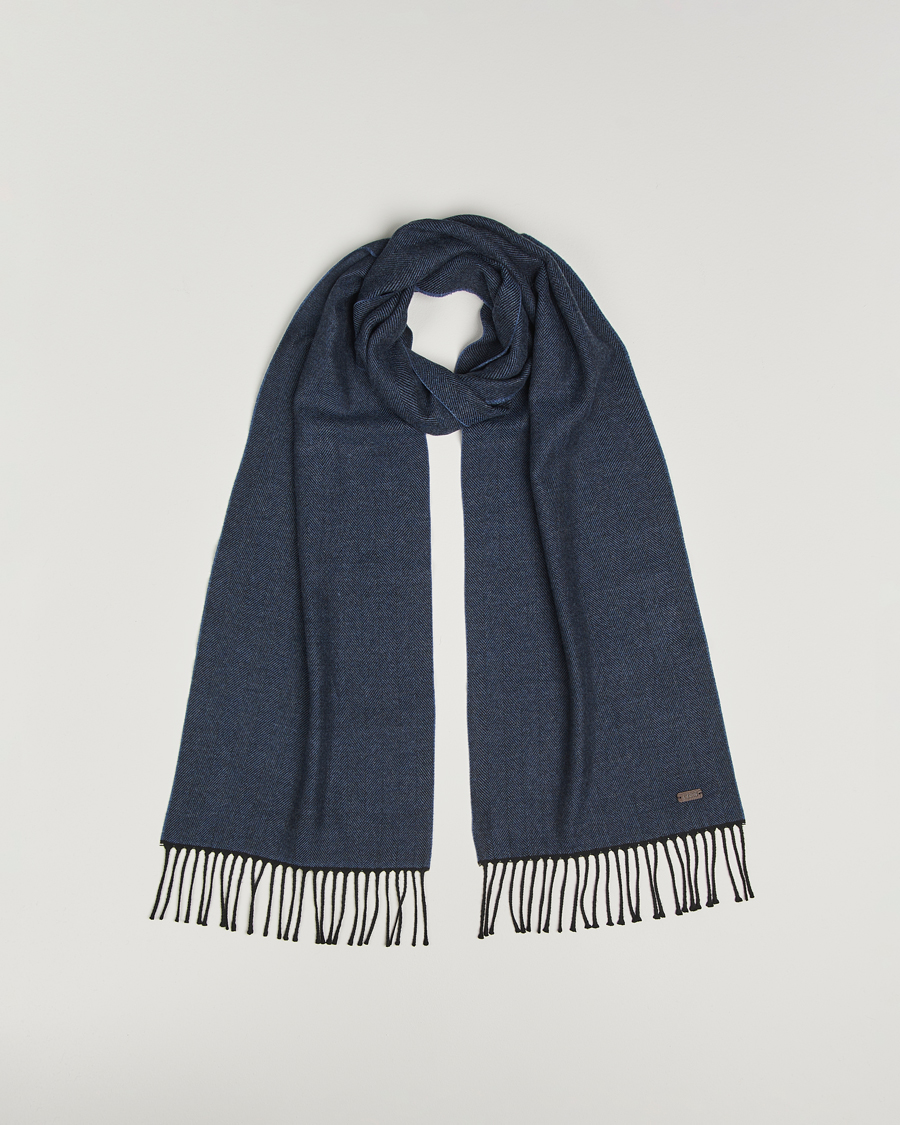 Hombres | Eton Merino Wool Herringbone Scarf Dark Blue | Eton | Merino Wool Herringbone Scarf Dark Blue