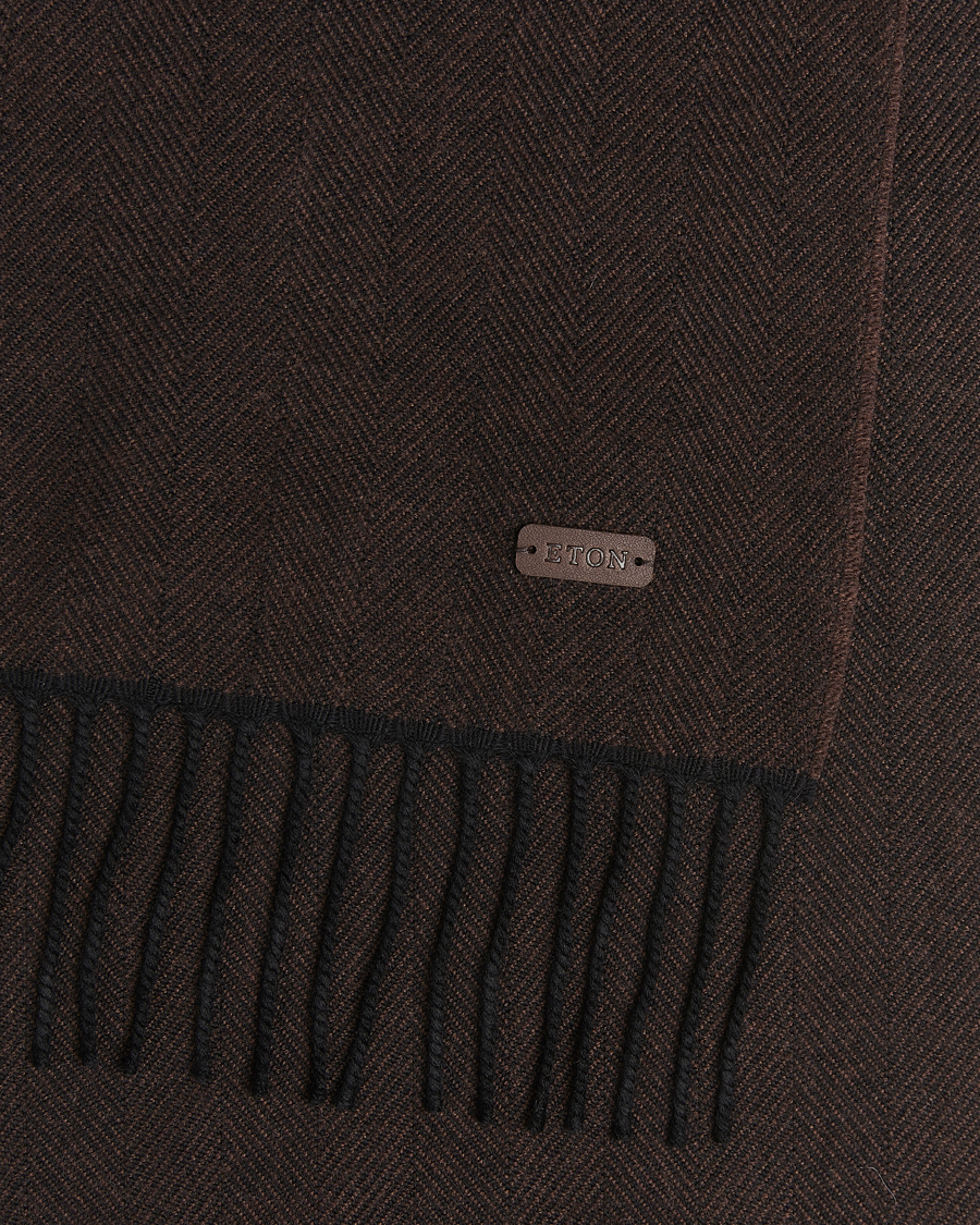 Hombres | Eton Merino Wool Herringbone Scarf Dark Brown | Eton | Merino Wool Herringbone Scarf Dark Brown