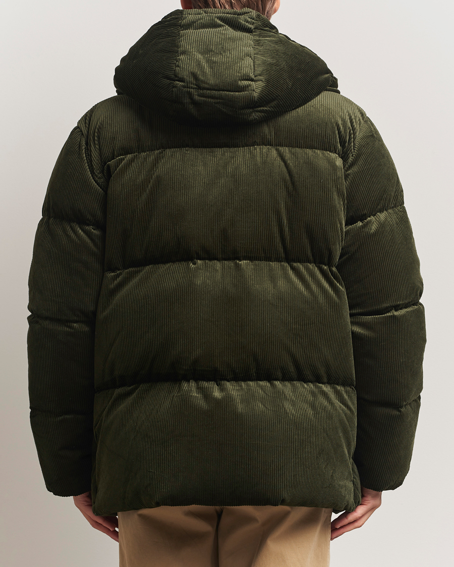 Hombres | Abrigos y chaquetas | GANT | Corduroy Down Hooded Puffer Jacket Green Lagoon