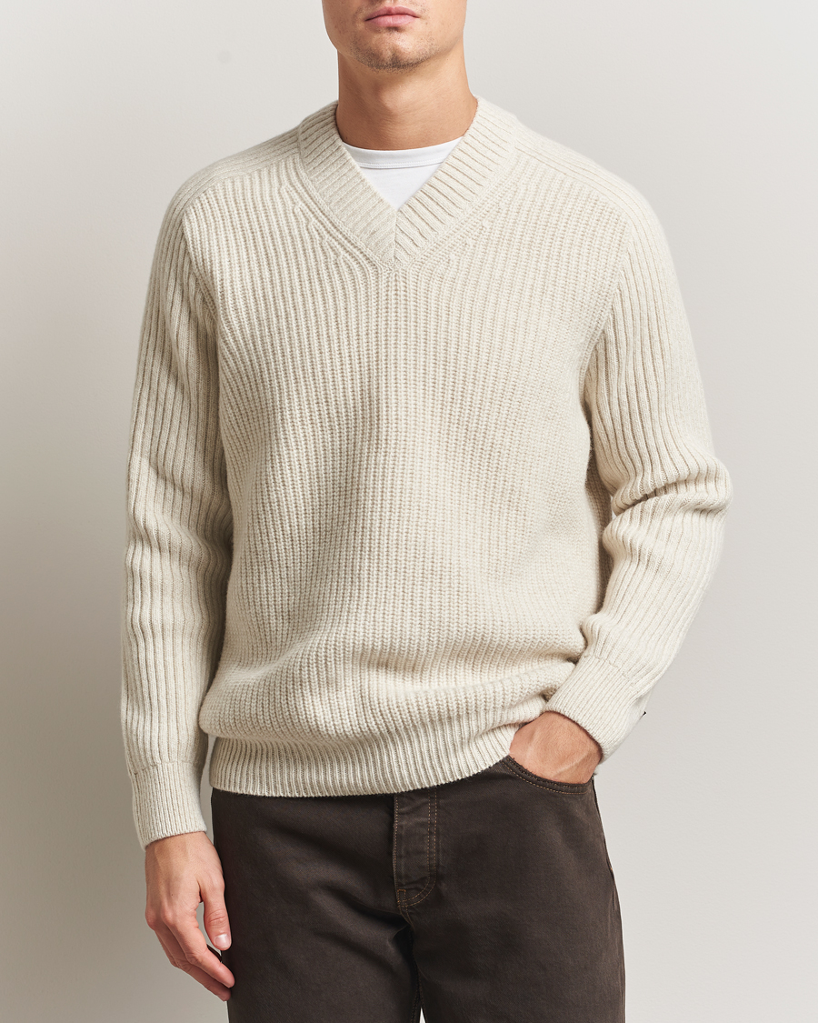 Hombres | Jerséis y prendas de punto | BOSS ORANGE | Karinet Ribbed Wool Knitted V-Neck Light Beige