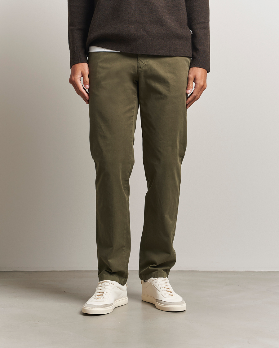 Hombres | Pantalones | J.Lindeberg | Ched Cotton Stretch Chinos Forest Green