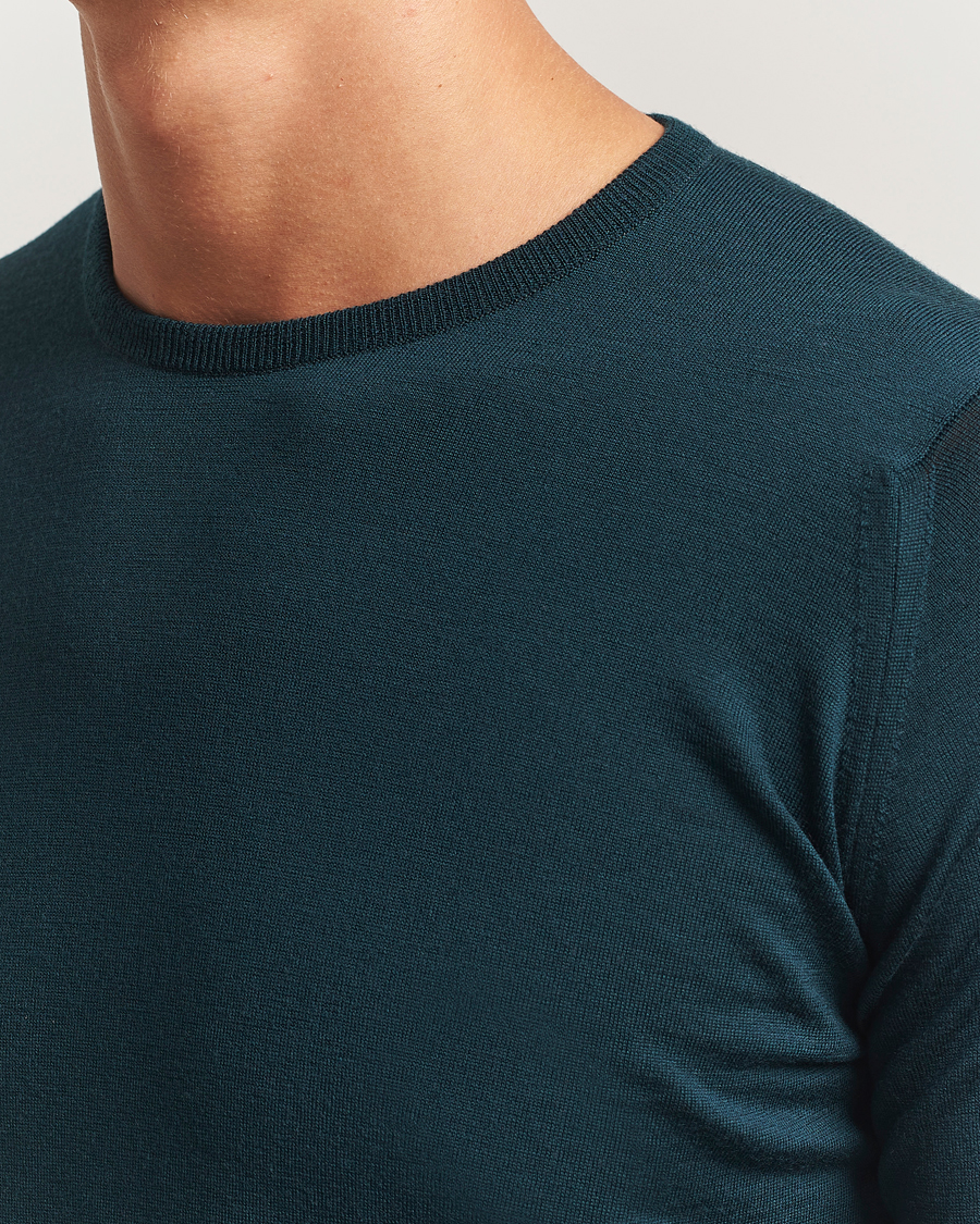 Hombres | Jerséis y prendas de punto | John Smedley | Lundy Extra Fine Merino Crew Neck Richardson Green