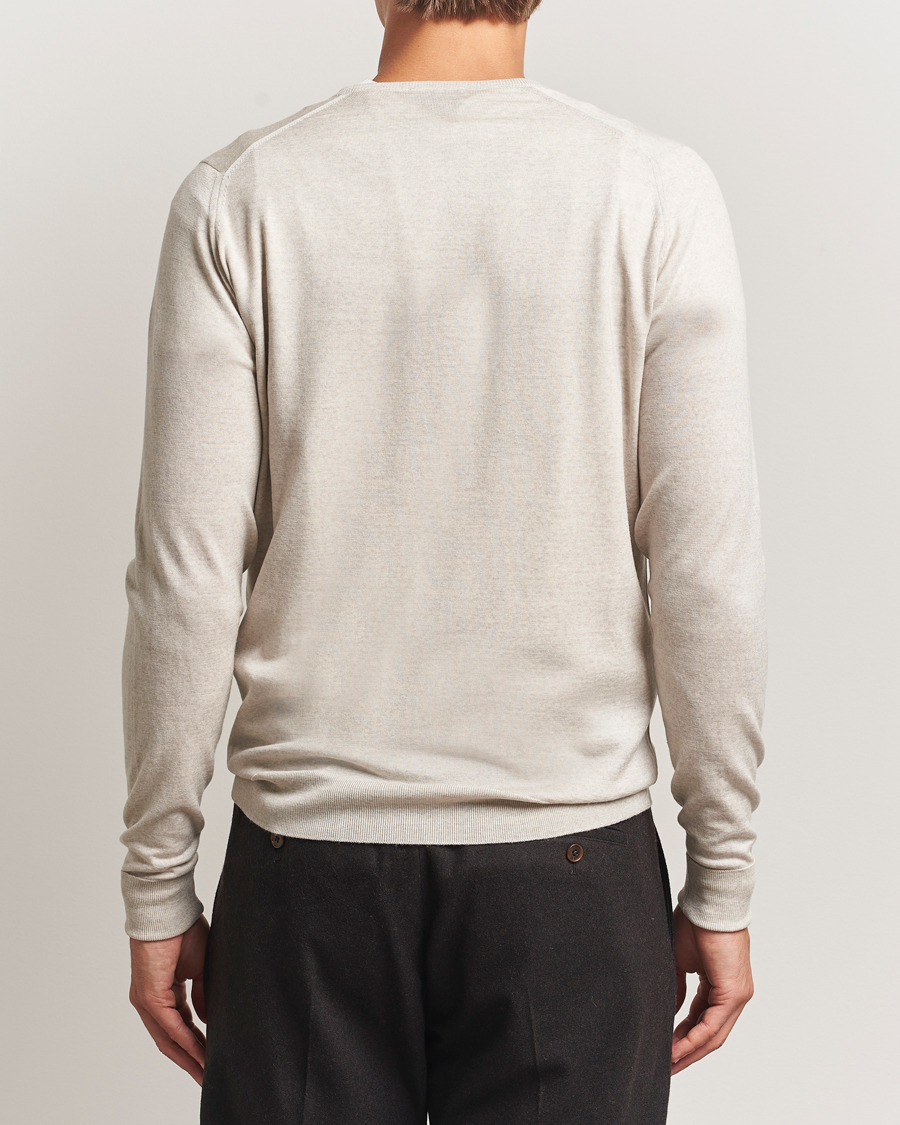 Hombres | Jerséis y prendas de punto | John Smedley | Bobby Extra Fine Merino V-Neck Pullover Grey Fleece