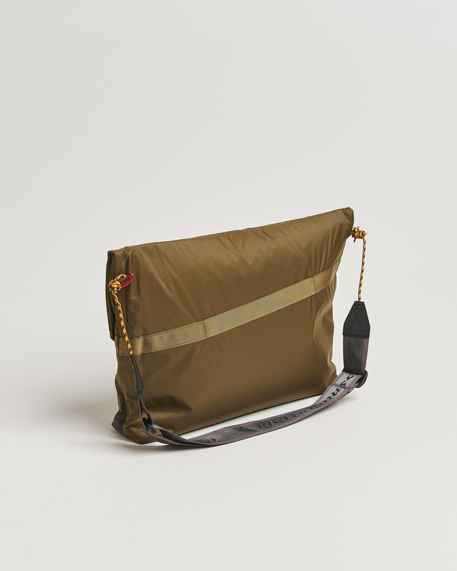 Hombres | Klättermusen Grid Messenger Bag Olive | Klättermusen | Grid Messenger Bag Olive