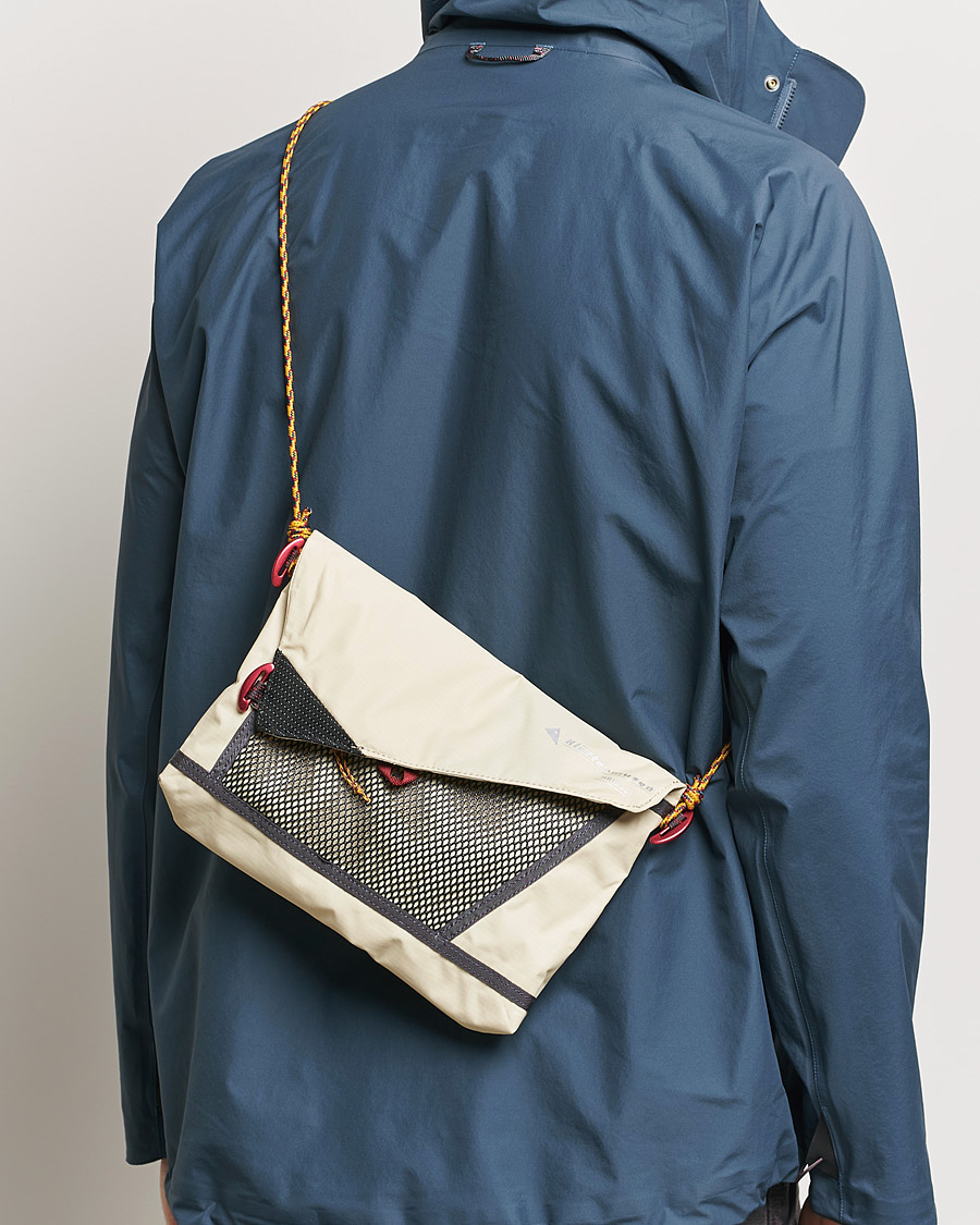 Hombres | Bolsos | Klättermusen | Hrid WP 3L Accessory Bag Clay