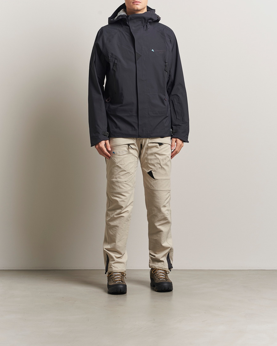 Hombres | Abrigos y chaquetas | Klättermusen | Svalinn Hood Jacket Black