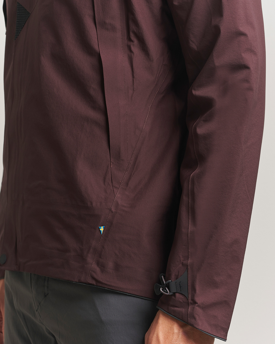 Hombres | Abrigos y chaquetas | Klättermusen | Asynja Lightweight Waterproof Jacket Amanth Red