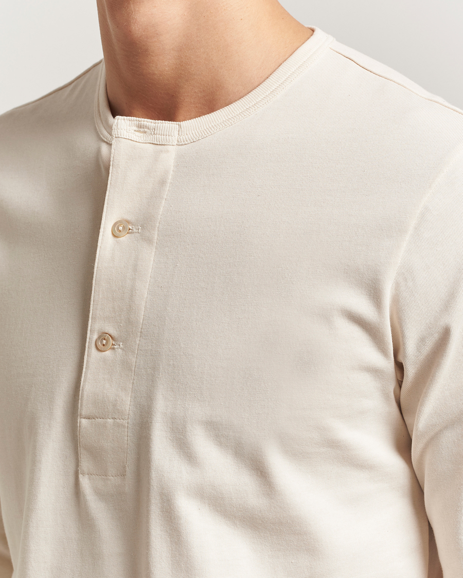 Hombres | Jerséis y prendas de punto | Merz b. Schwanen | Classic Fit Sturdy Organic Cotton Henley Nature