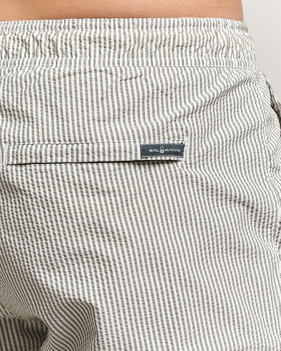 Hombres | Bañadores | Sail Racing | Tornado Striped Swimshorts Green/White