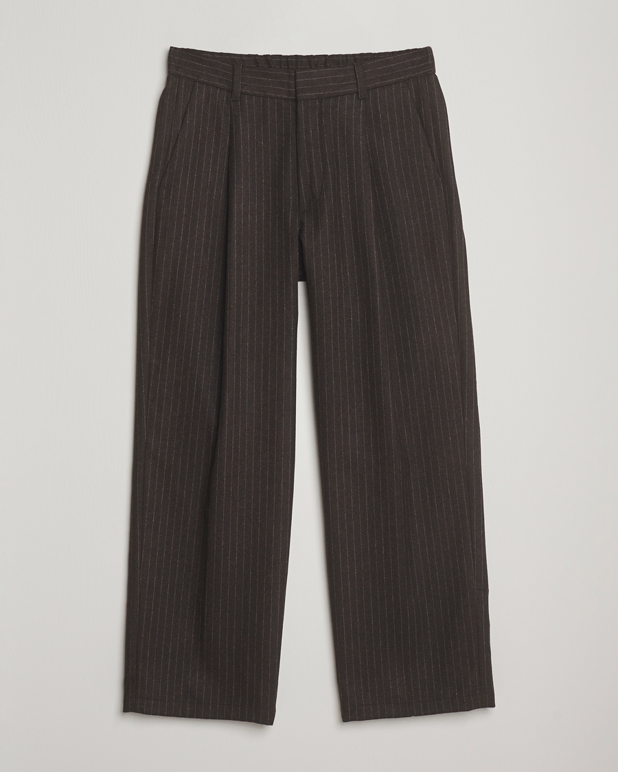 Hombres | Pantalones | NN07 | Kay Wool Pleated Pinstriped Trousers Brown