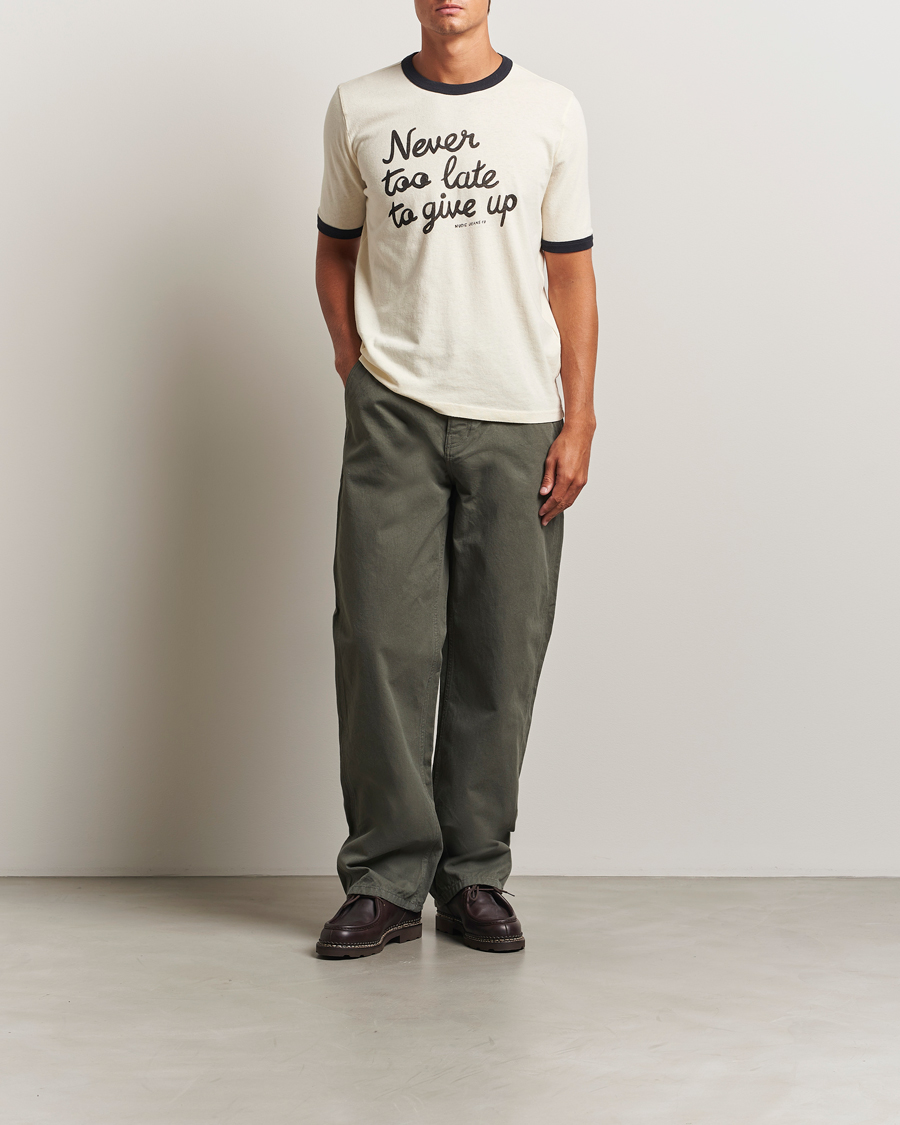 Hombres | Camisetas | Nudie Jeans | Ricky Too Late T-Shirt Ecru