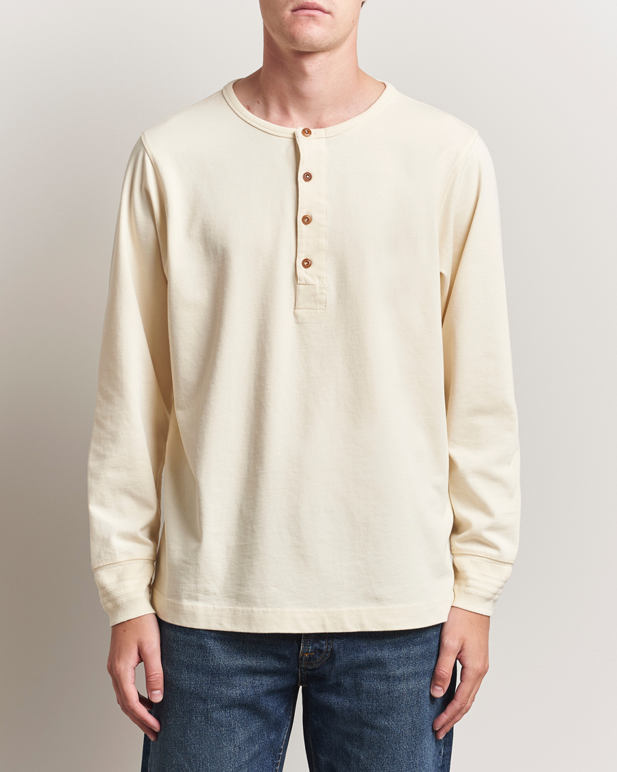 Hombres | Camisetas | Nudie Jeans | Long Sleeved Henley Ecru