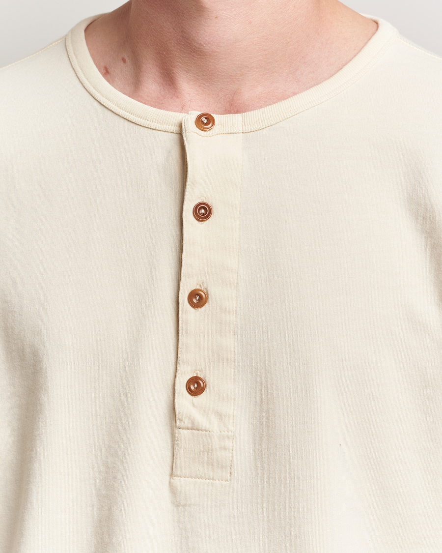 Hombres | Camisetas | Nudie Jeans | Long Sleeved Henley Ecru