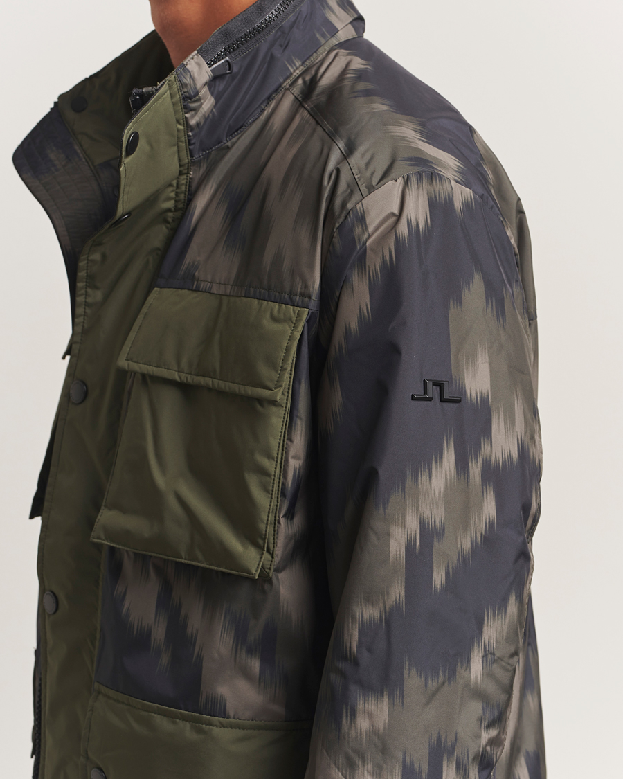 Hombres | Abrigos y chaquetas | J.Lindeberg | Aiden 2L Padded Printed Field Jacket Wrap Forest