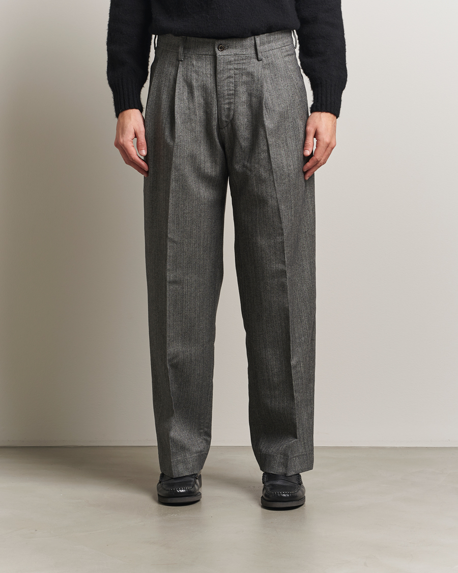 Hombres | Pantalones | NN07 | Justin Double Pleated Herringbone Trousers Grey