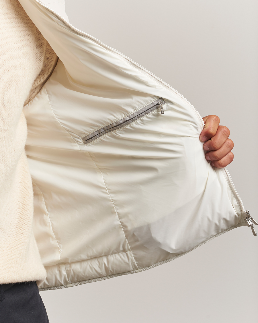 Hombres | Abrigos y chaquetas | Brunello Cucinelli | Nylon Gilet Light Beige