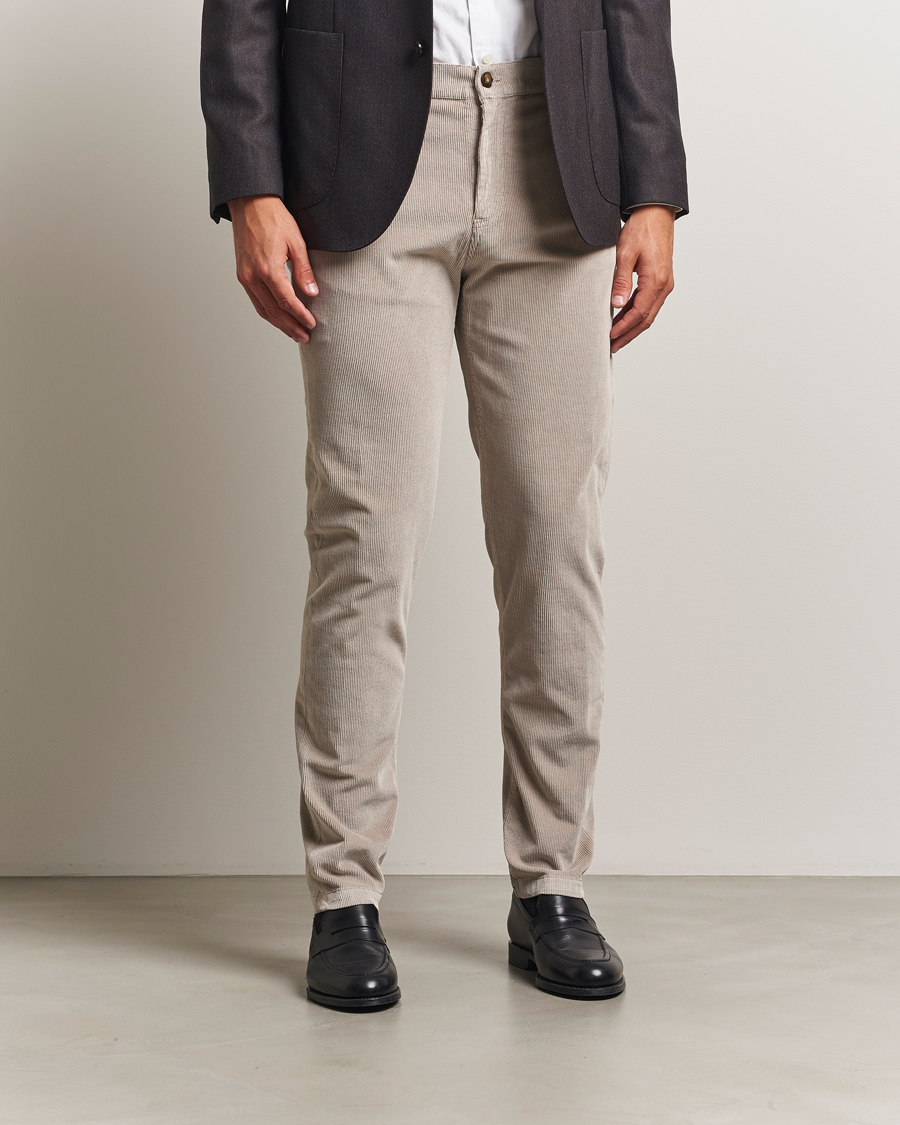 Hombres | Pantalones | Canali | Soft Corduroy Trousers Beige