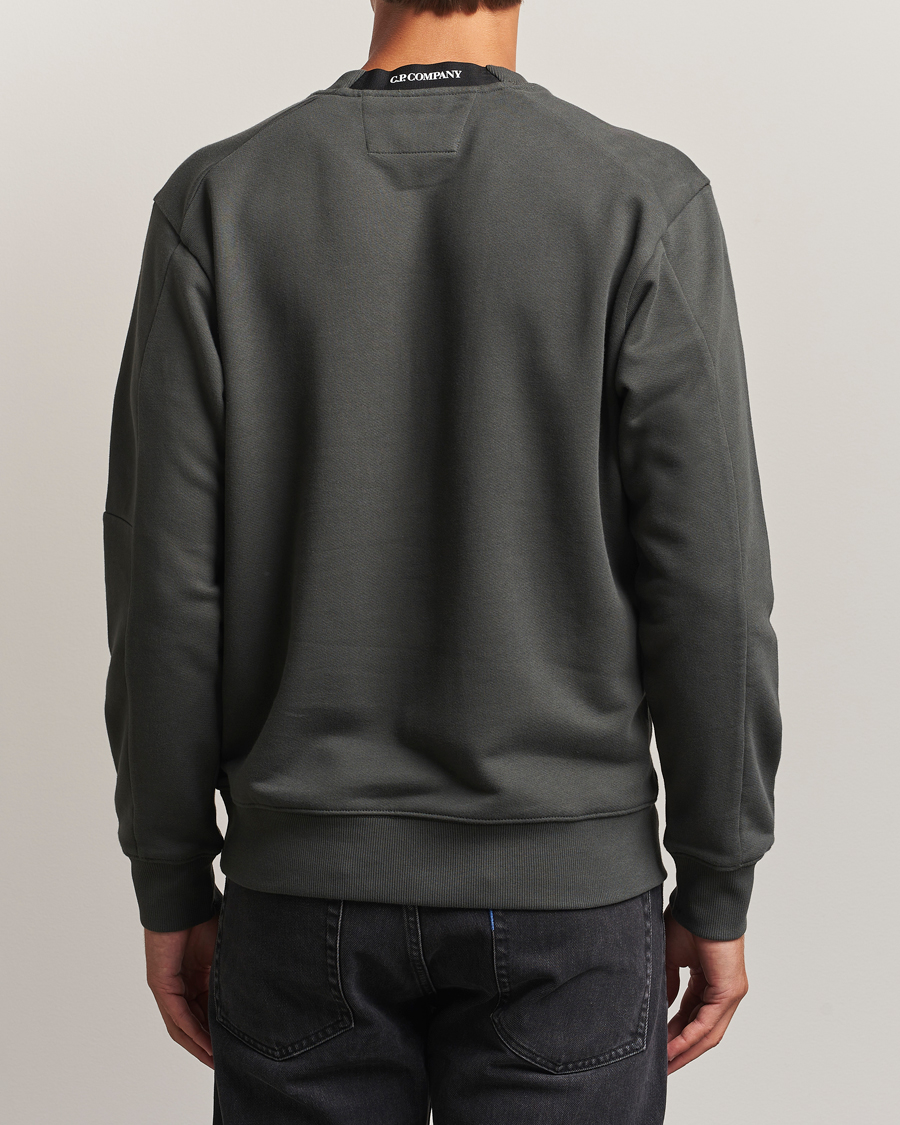 Hombres | Jerséis y prendas de punto | C.P. Company | Diagonal Raised Fleece Lens Sweatshirt Grey