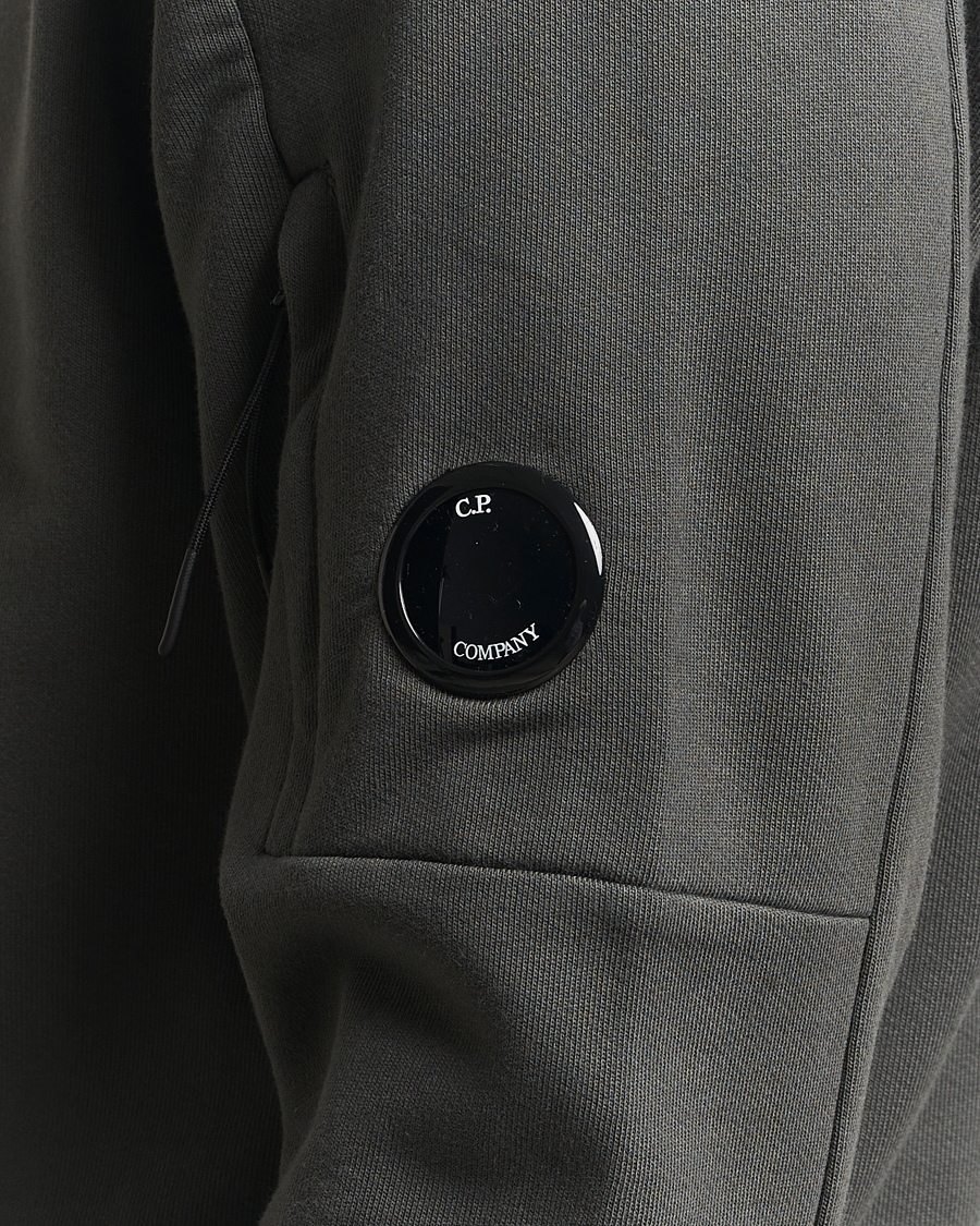 Hombres | Jerséis y prendas de punto | C.P. Company | Diagonal Raised Fleece Lens Sweatshirt Grey