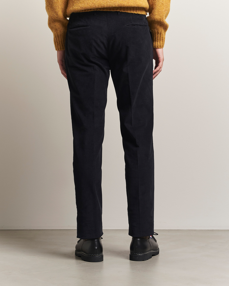 Hombres | Pantalones | Incotex | Slim Fit Baby Corduroy Trousers Navy