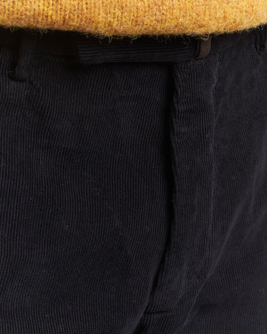 Hombres | Pantalones | Incotex | Slim Fit Baby Corduroy Trousers Navy