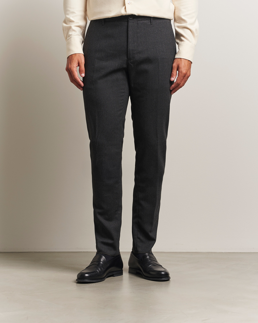 Hombres | Pantalones | Incotex | Slim Fit Washable Flannel Trousers Charcoal