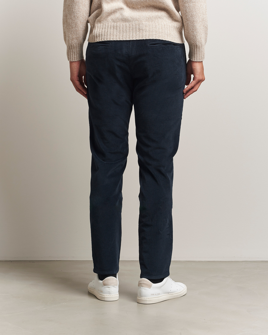 Hombres | Pantalones | Incotex | Slim Fit Leisure Cord Slacks Navy