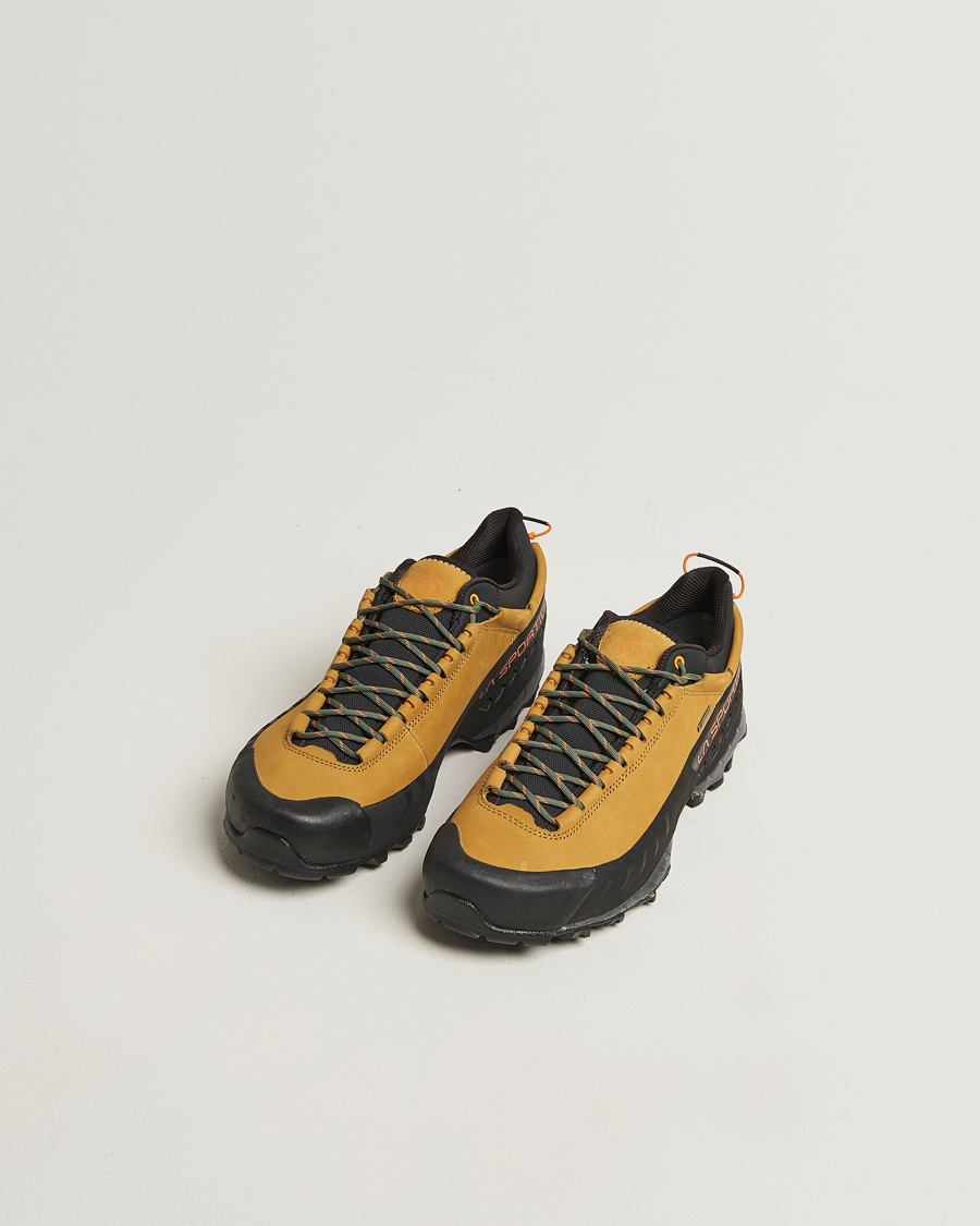 Hombres | Zapatillas de trail | La Sportiva | TX5 GTX Hiking Shoes Savana/Tiger