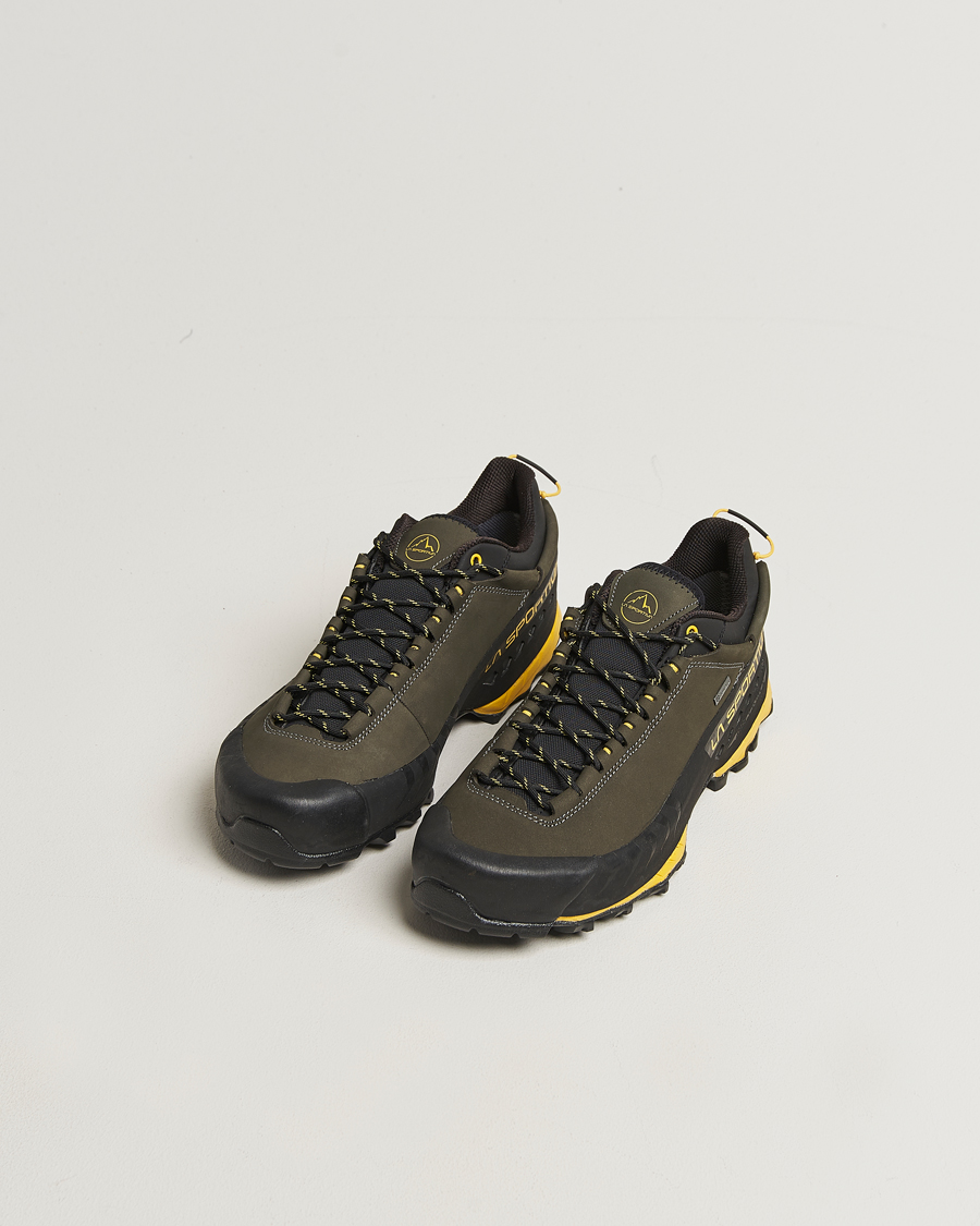 Hombres | Zapatillas de trail | La Sportiva | TX5 GTX Hiking Shoes Carbon/Yellow