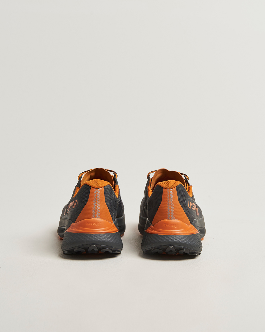 Hombres | Zapatillas de trail | La Sportiva | Prodigio Trail Run Sneakers Carbon/Marmalade