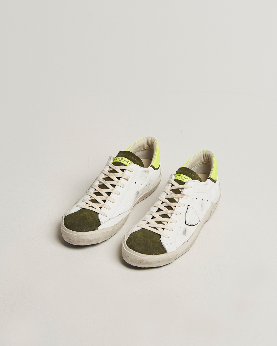 Hombres | Philippe Model Prsx Low Top Vintage Mix Leather Sneakers White/Military | Philippe Model | Prsx Low Top Vintage Mix Leather Sneakers White/Military