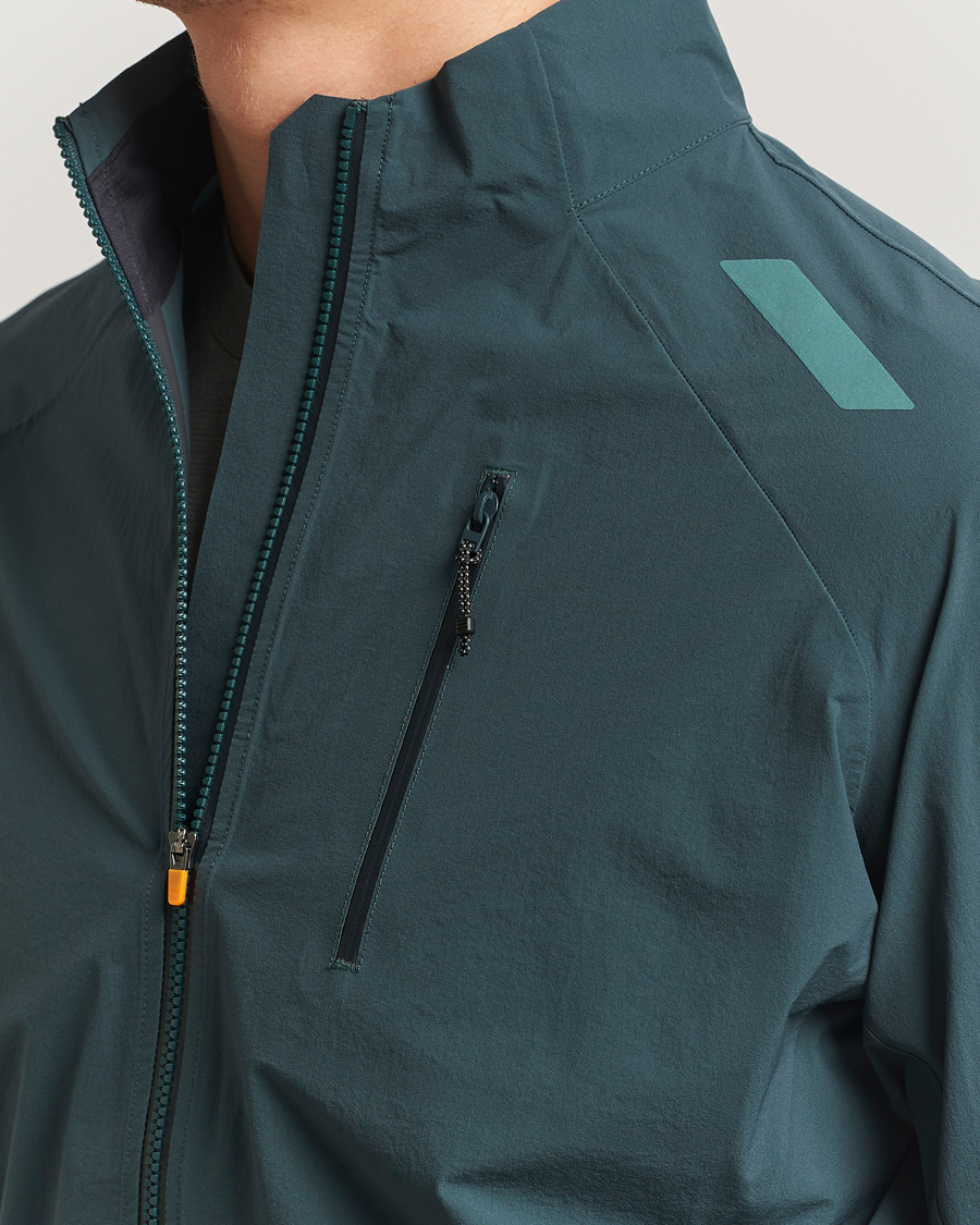 Hombres | Abrigos y chaquetas | SOAR Running | Rainout Shell Green Gables