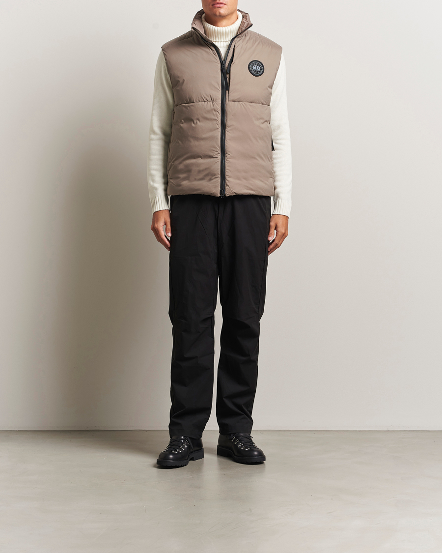Hombres | Chalecos | Canada Goose | Lodge Vest Taupe