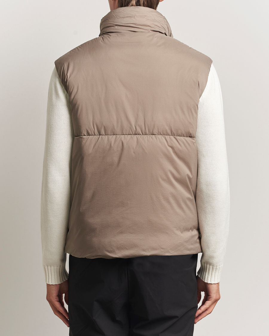 Hombres | Chalecos | Canada Goose | Lodge Vest Taupe
