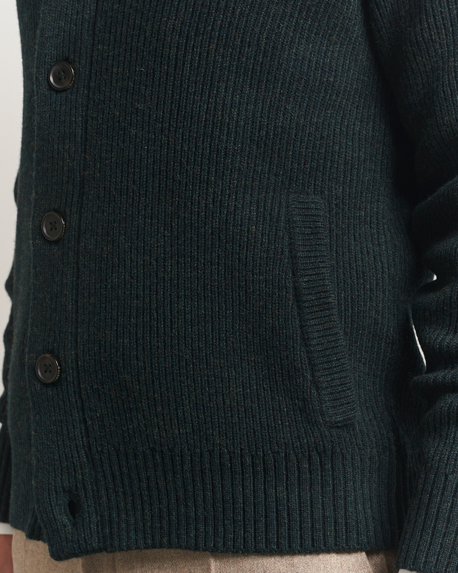 Hombres | Jerséis y prendas de punto | Charles Tyrwhitt | Chunky Merino Shawl Neck Cardigan Forest Green