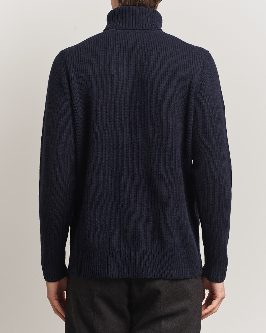 Hombres | Jerséis y prendas de punto | Charles Tyrwhitt | Chunky Merino Roll Neck Navy