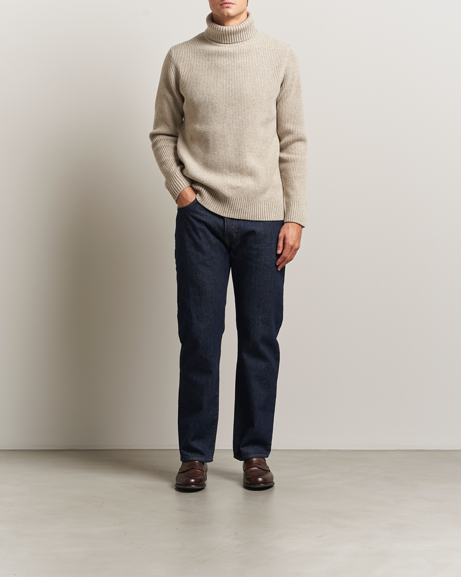 Hombres | Jerséis y prendas de punto | Charles Tyrwhitt | Chunky Merino Roll Neck Oatmeal